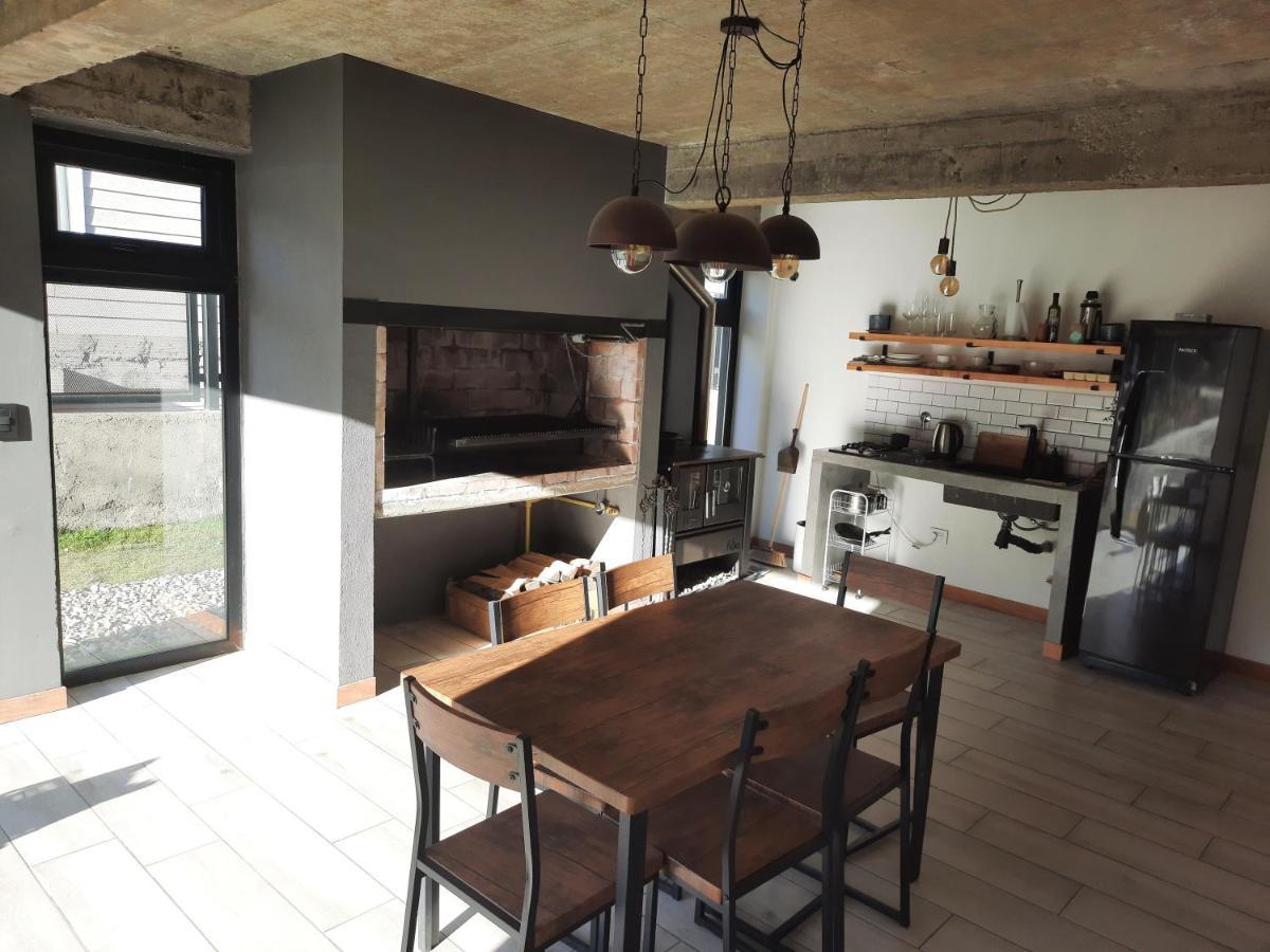 Casa De Invitados Con Parrilla Y Horno A Lena أوشويا المظهر الخارجي الصورة